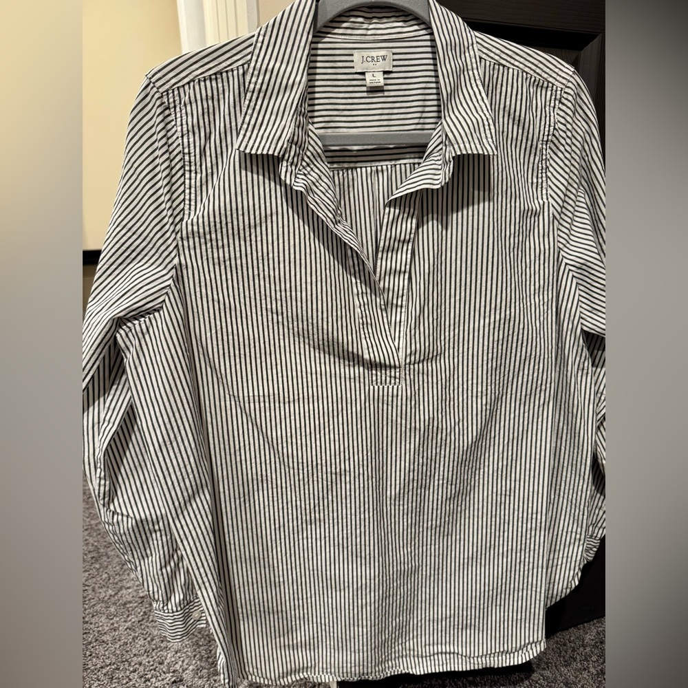 J.Crew Gray & White Striped Popover Shirt Women’s Large GUC - Picture 4 of 14